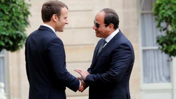 ماكرون يستقبل الرئيس السيسي 