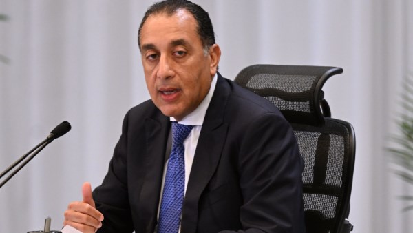 رئيس الوزراء يزور مجلس الشيوخ ومتحفه الأثري