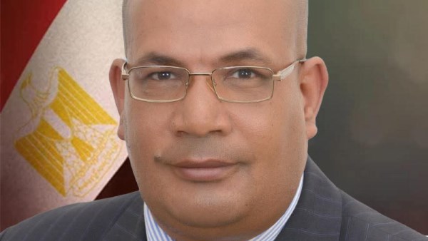 الدكتور عبد العزيز بلال