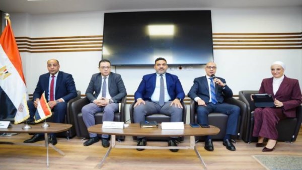 مركز ريادة الأعمال يعقد اللقاء الأول لآلية عيادة الأعمال