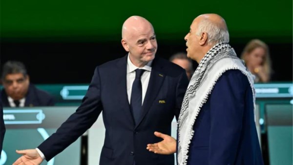 الرجوب ورئيس الاتحاد الدولي لكرة القدم 