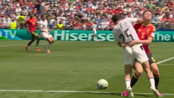 زيزو في مباراة مصر وبلجيكا