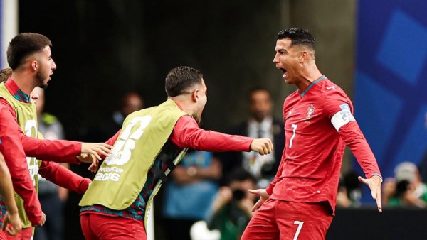 البرتغال