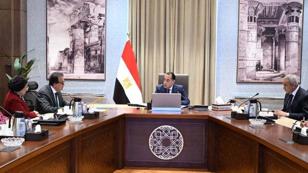 اجتماع رئيس الوزراء اليوم