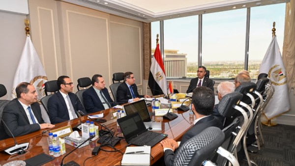 اجتماع وزير التموين اليوم