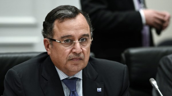 نبيل فهمي