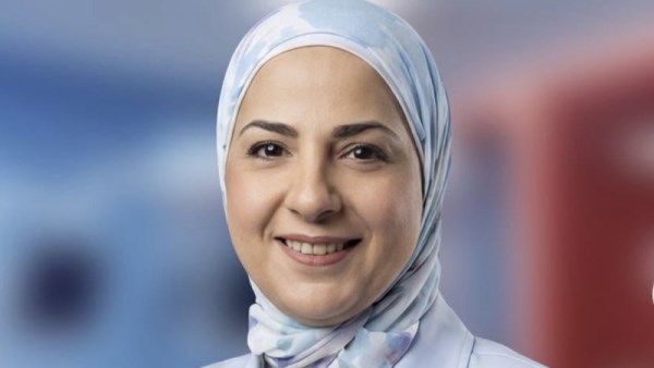  منى ندا،  أستاذ طب الأعصاب بكلية الطب