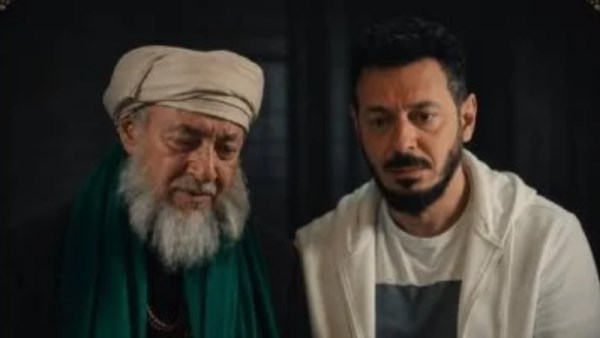 مصطفى شعبان وعبدالعزيز مخيون 