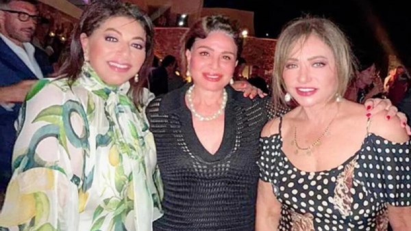 فنانات مصر تشجع منتخب الفراعنة