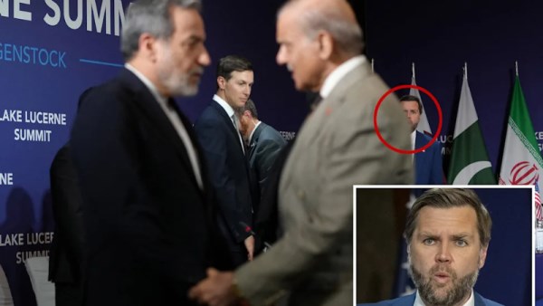 وفد إيران يتجاهل الوفد الأمريكي
