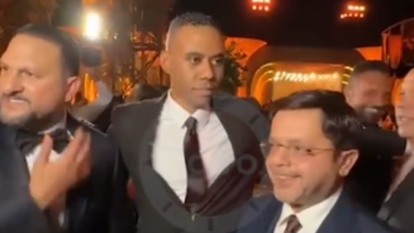 النجم محمد هنيدي من حفل زفاف ابنة شقيق عماد زيادة 