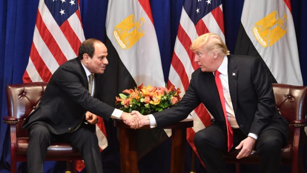 الرئيس عبدالفتاح السيسي والرئيس الأمريكي دونالد ترامب 