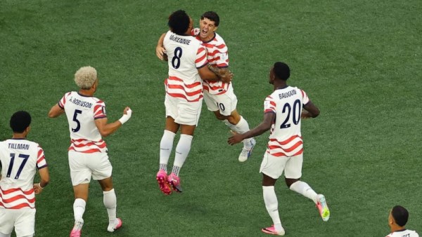 فوز المنتخب الامريكي على باراجواي 