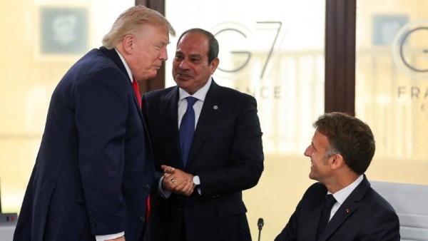 الرئيس عبدالفتاح السيسي والرئيس ترامب والرئيس ماكرون