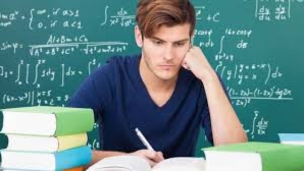 امتحانات الثناوية العامة 