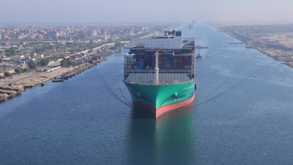 سفينة الحاويات العملاقة CMA CGM VENDOME