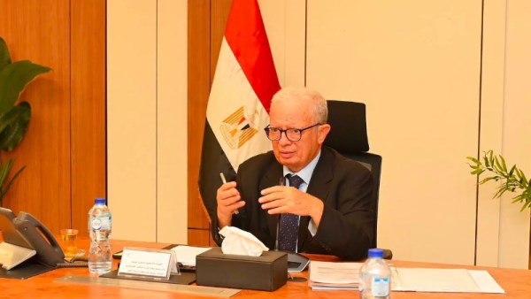 الدكتور حسين عيسى، نائب رئيس مجلس الوزراء للشؤون الاقتصادية