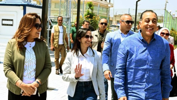 مصطفي مدبولي ومنال عوض