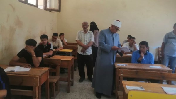  امتحانات القسم الادبي