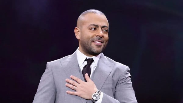 تامر عاشور 