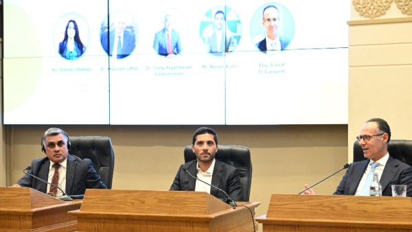 جانب من الاجتماع 