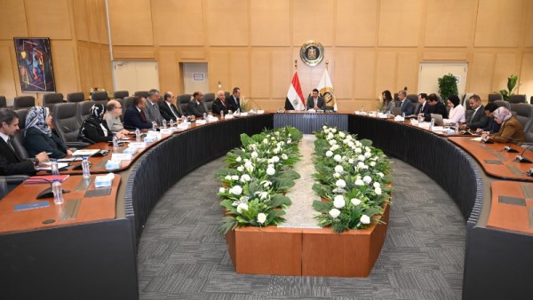 وزير الصناعة 