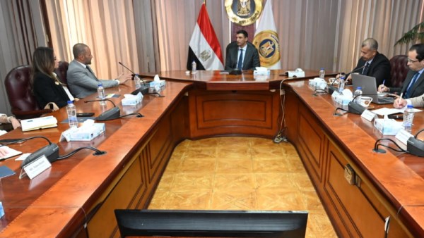 وزير الصناعة 