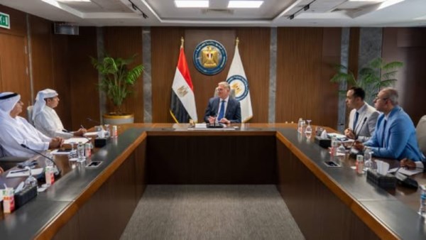 اللقاء