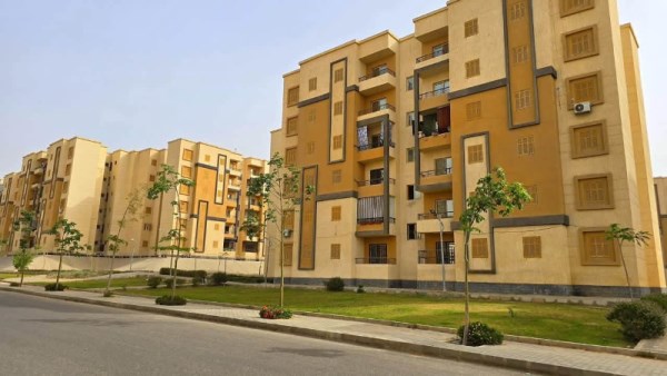 شقق الإسكان