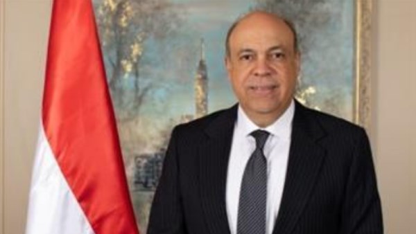 وزير الطيران المدني ينعى ضحية حادث طائرة تدريب بمطار 6 أكتوبر