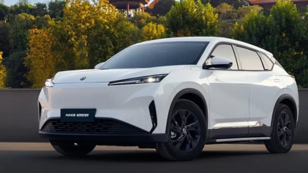 سيارة Dongfeng Mage EV