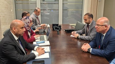 وزير العمل يلتقي بنظيره اللبناني