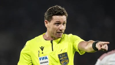 رامون أباتي حكم مباراة مصر وبلجيكا