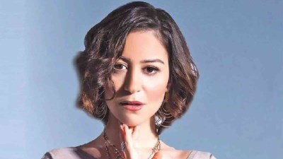 منة شلبي 