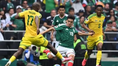 مباراة المكسيك وجنوب إفريقيا 