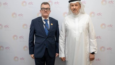 اللقاء
