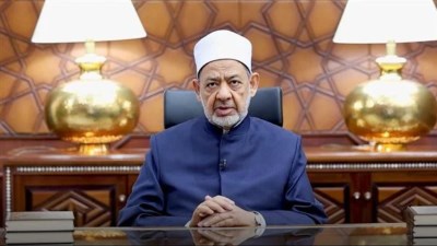 شيخ الأزهر يشكر عائلات ضحايا حادث بني محمديات بأسيوط