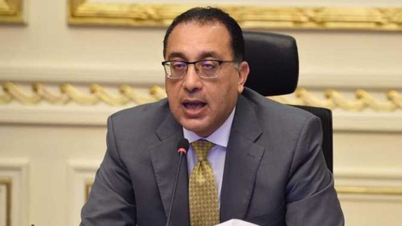 مدبولي خلال تفقده عددًا من المصانع بالإسكندرية: الصانع المصري قادر على فتح أسواق عالمية