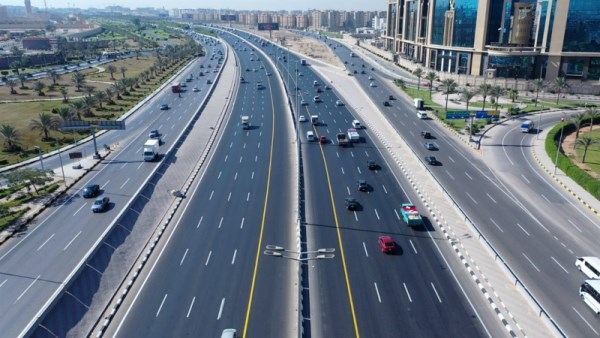 انسياب مروري ملحوظ في القاهرة والجيزة