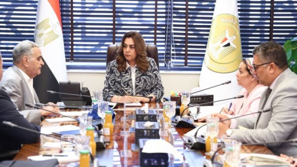 منال عوض