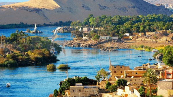 زيادة حركة السياحة الوافدة إلى الأقصر وأسوان