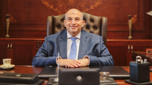 النائب أشرف عبد الغني