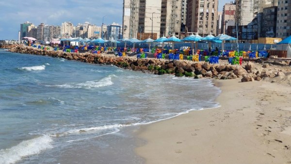  حالة البحر ونسب الإشغال في شواطئ الإسكندرية