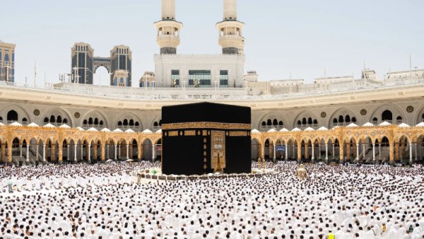 خطوات التقديم على تأشيرة العمرة عبر منصة نسك