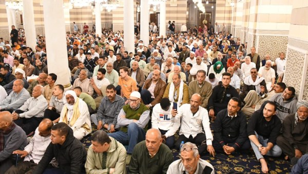 صلاة الجمعة اليوم