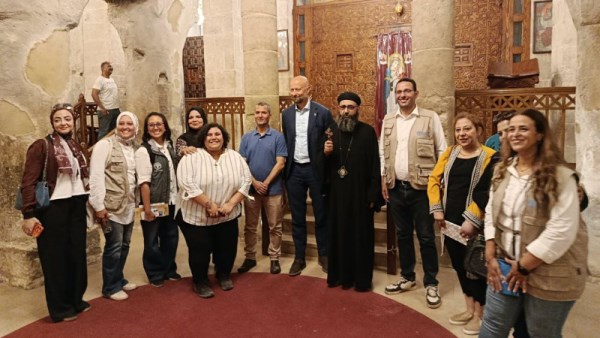 سفير النرويج في زيارة جبل الطير بالمنيا 
