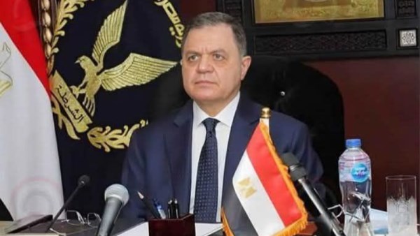 وزير الداخلية 