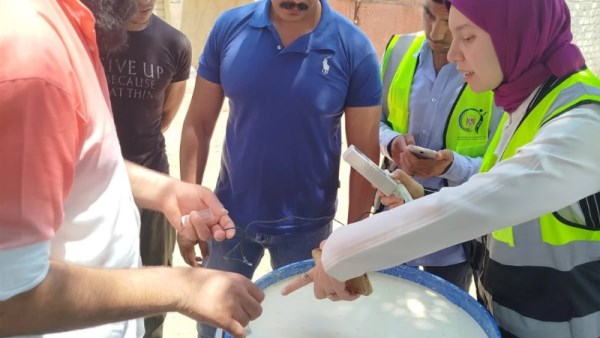ضبط 1.8 طن ألبان فاسدة