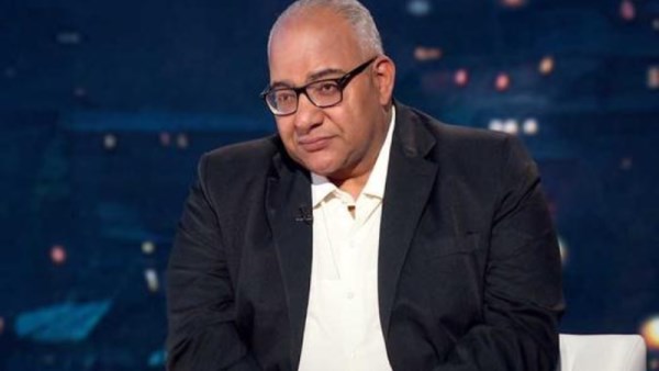 الفنان بيومي فؤاد 