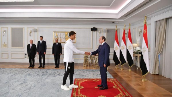 استقبال السيسي لحمزة عبد الكريم